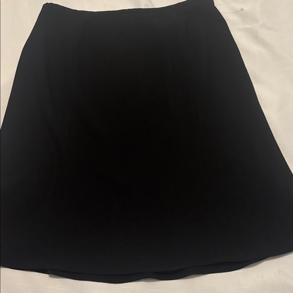 Giorgio Armani Black A Line Midi lined Skit SZ 44 US 10/12 100% Virgin Wool - Picture 8 of 13